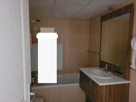 CALLIAN, Appartement T4 64m², Terrasse