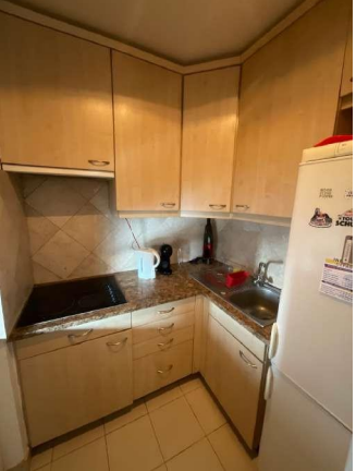 COURBEVOIE, Studio 27m², Balcon