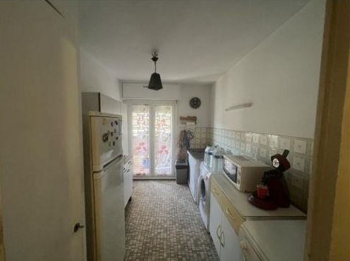 MARSEILLE 9EME, Studio 42m², Balcon