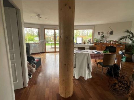 SEGRE EN ANJOU BLEU, Maison T6 138m², Jardin