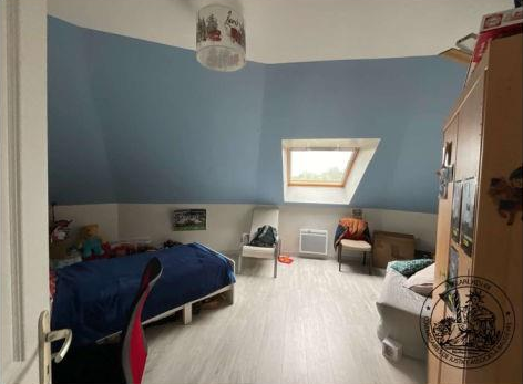 SEGRE EN ANJOU BLEU, Maison T6 138m², Jardin