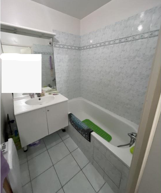 SEVRAN, Appartement T2 42m², Terrasse