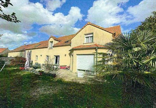 TOUSSUS LE NOBLE, Maison T6 201m², Jardin