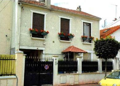 LA COURNEUVE, Maison T4 105m², Jardin