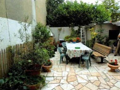 LA COURNEUVE, Maison T4 105m², Jardin