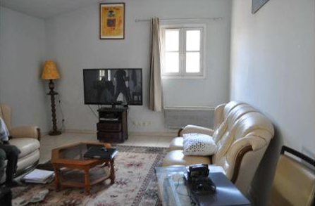 CARPENTRAS, Appartement T3 72m²