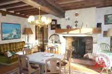 SAINT LOUBERT, Maison T5 211m², Jardin
