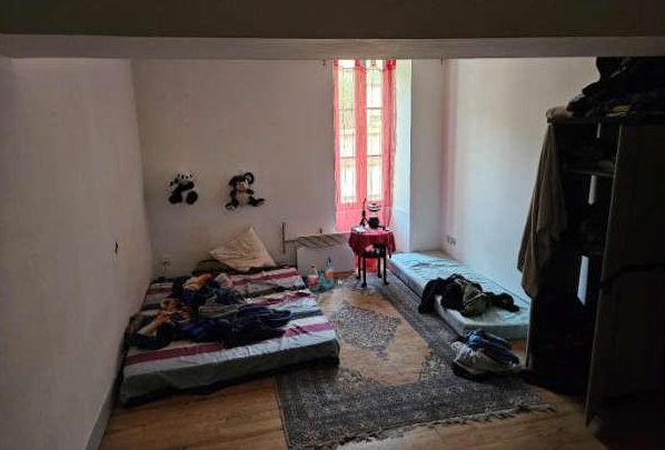 LA REOLE, Immeuble 171m², Local