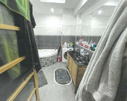 SAINT ETIENNE, Appartement T5 128m², Garage
