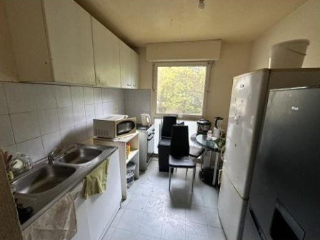 GRIGNY, Appartement T4 64m², Cave