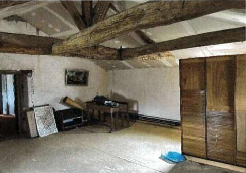 ECHALLAT, Maison T6 226m², Jardin