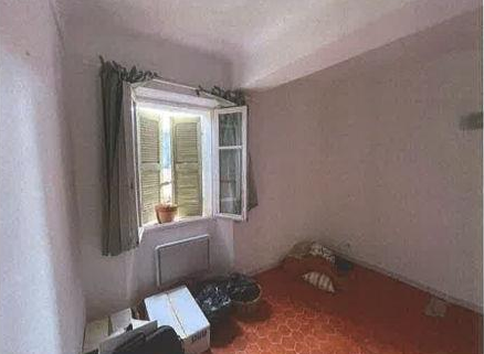 BELGENTIER, Maison T6 138m², Garage