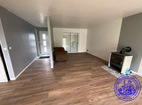FORGES SUR MEUSE, Maison T4 102m², Jardin