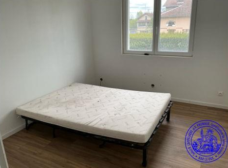 FORGES SUR MEUSE, Maison T4 102m², Jardin