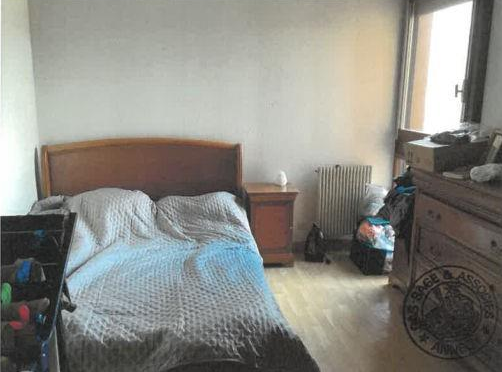 CLUSES, Appartement T3 68m², Cave