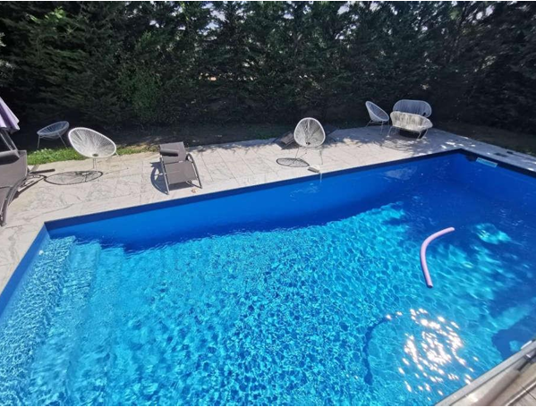 ECULLY, Maison T7 255m², Piscine
