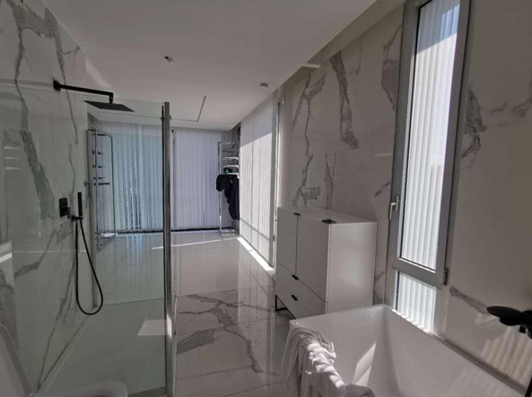 ECULLY, Maison T7 255m², Piscine