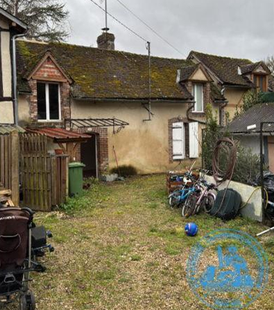 VILLIERS SAINT BENOIT, Maison T2 58m², Jardin