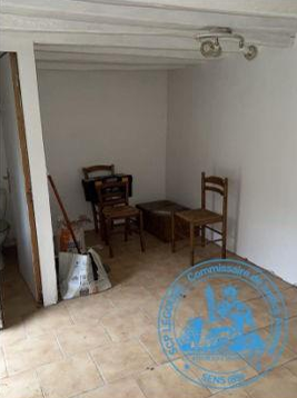 VILLIERS SAINT BENOIT, Maison T2 58m², Jardin