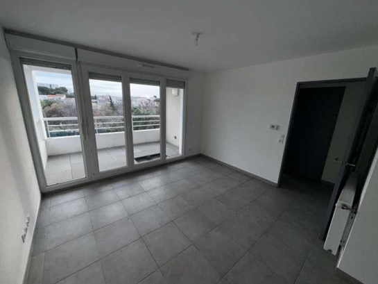 MARSEILLE 14EME, Appartement T3 58m², Balcon