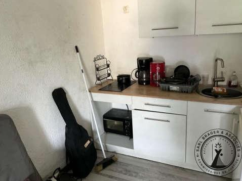 LODEVE, Immeuble 69m²