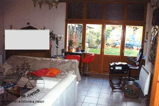 VIRY, Maison T7 293m², Jardin