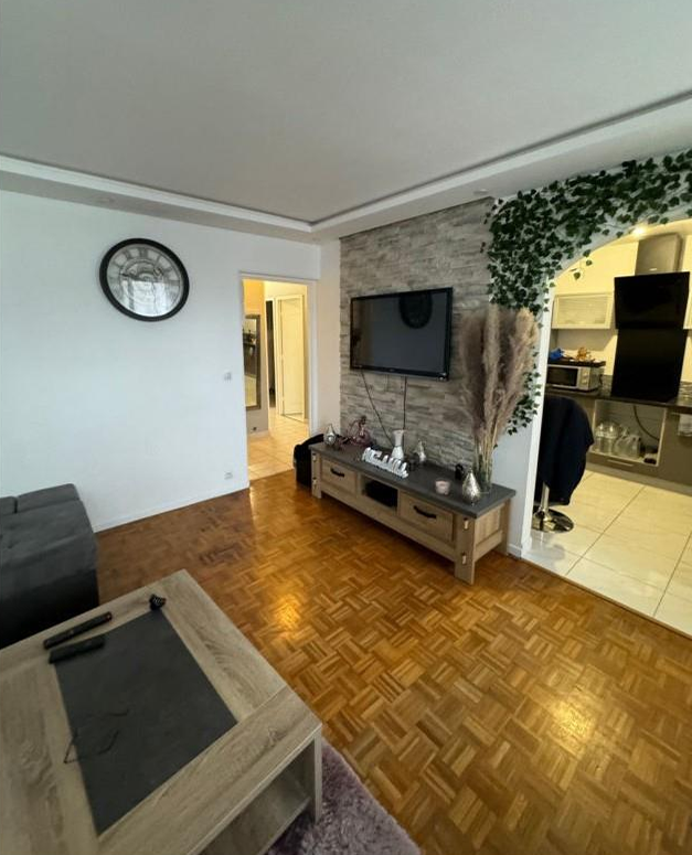 TRAPPES, Appartement T3 63m², Balcon