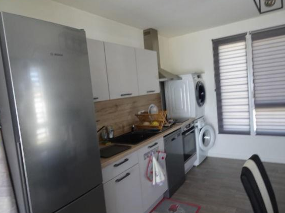 MONTEUX, Appartement T2 55m², Balcon