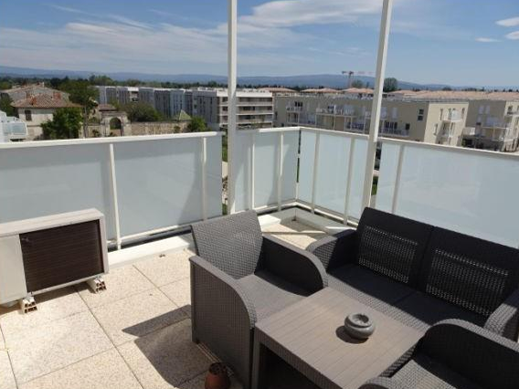 MONTEUX, Appartement T2 55m², Balcon