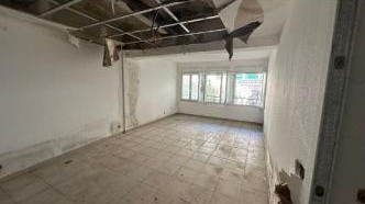 TOURETTES SUR LOUP, Immeuble 936m², Parking