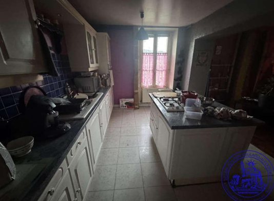 SAINT REMY, Maison T3 69m², Local commercial