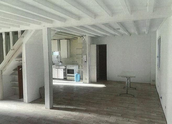 VILLETHIERRY, Maison T5 115m², Jardin