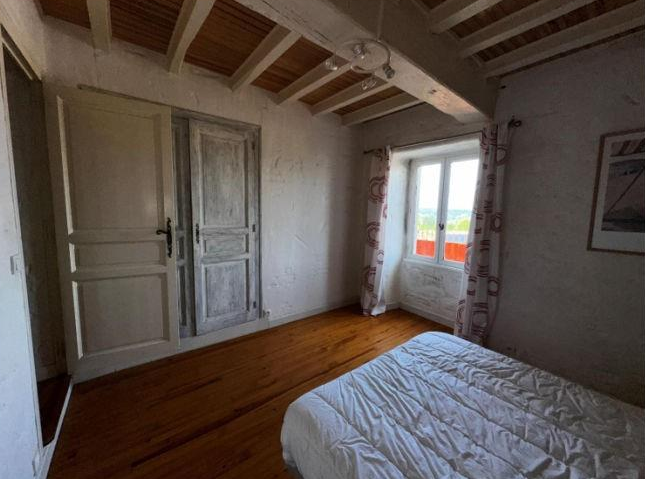 GUICHE, Maison T9 235m², Piscine