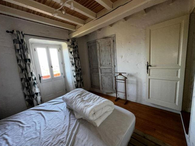 GUICHE, Maison T9 235m², Piscine