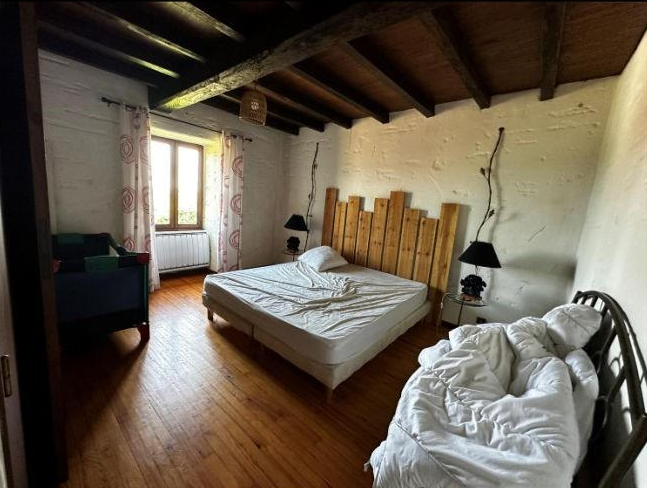 GUICHE, Maison T9 235m², Piscine