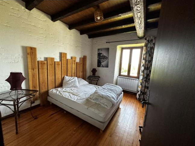 GUICHE, Maison T9 235m², Piscine