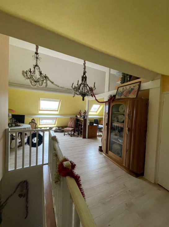 MAURECOURT, Maison T7 168m², Terrain