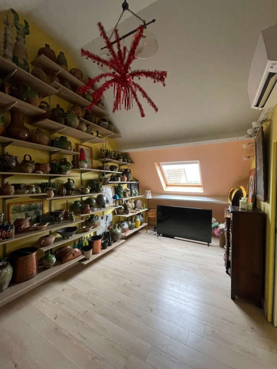 MAURECOURT, Maison T7 168m², Terrain