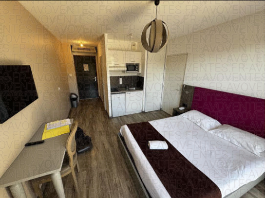 EGUILLES, Studio 21m², Terrasse