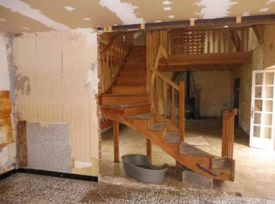 PONT SUR VANNE, Maison T6 206m², Terrain