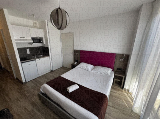 EGUILLES, Studio 21m², Terrasse