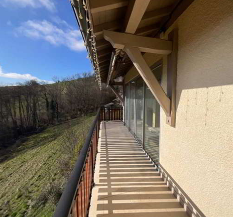 LA MURAZ, Maison T8 180m², Terrain