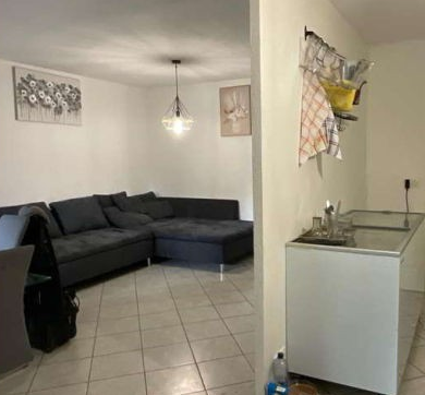 ETREMBIERES, Appartement T3 72m², Terrasse