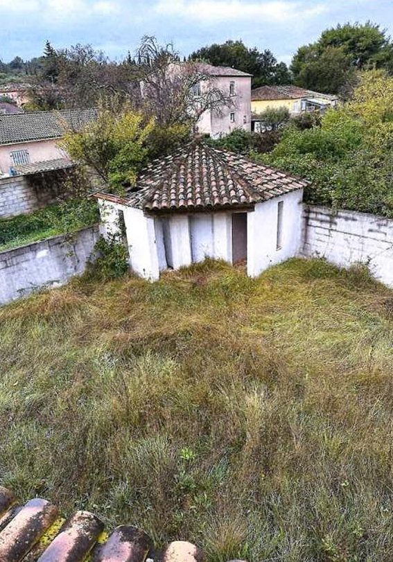 MILHAUD, Maison T4 144m², Terrain