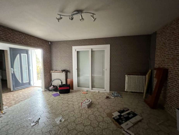 SAINT AMAND MONTROND, Maison T5 81m², Jardin