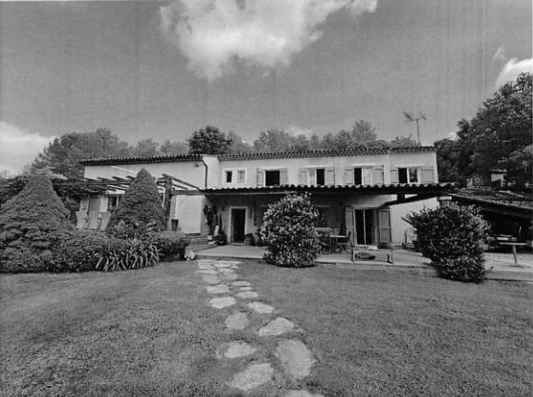 VALBONNE, Maison T5 268m², Piscine