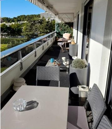 MARSEILLE 8EME, Appartement T4 184m², Balcons