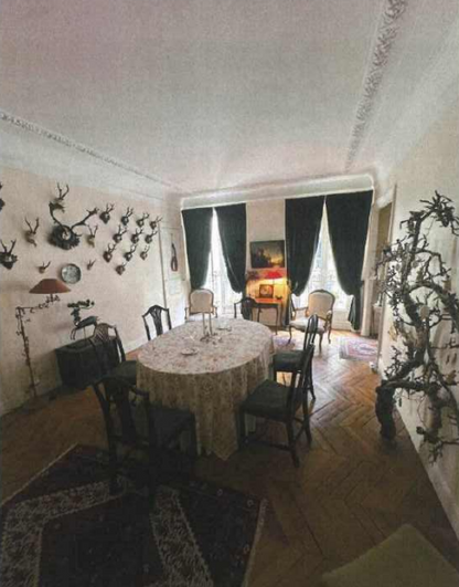 PARIS 8EME, Appartement T5 153m², Balcon