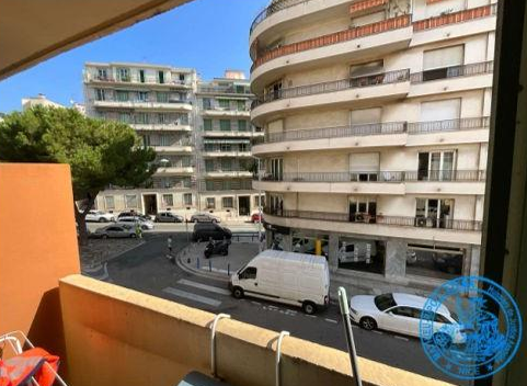 NICE, Studio 20m², Cave