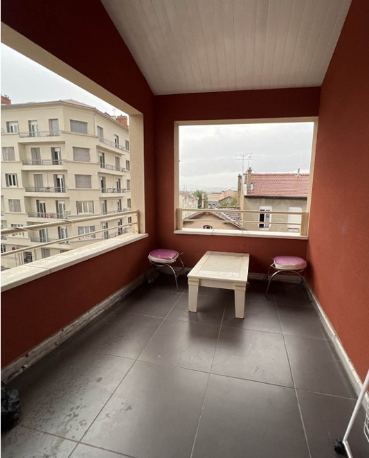 SAINT FONS, Appartement T3 54m², Balcon